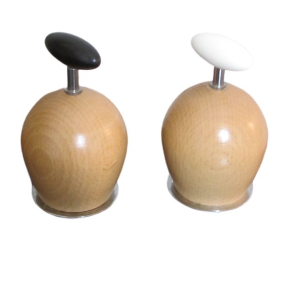 Bodum PEPPINO beechwood salt and pepper mills Carsten Jorgensen design Denmark - Picture 1 of 4